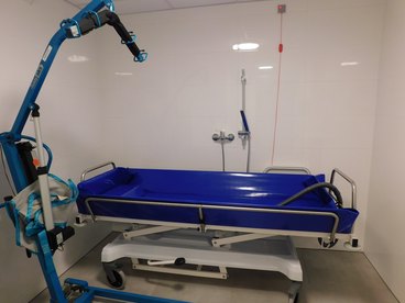 W pajęczańskim szpitalu otwarto dziś nową część ZOL-u. Nowe wnętrza robią wrażenie