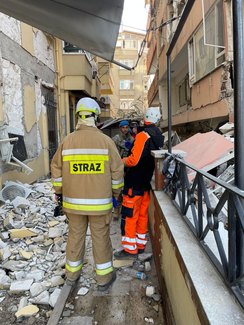 Turcja/Syria: Nieprawdopodobne! Ekipa w skład której wchodzą członkowie OSP w Wieruszowie wyciągnęła spod gruzów żywą 4-latkę