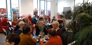 Dzień Kobiet w wieluńskim kino-teatrze Syrena