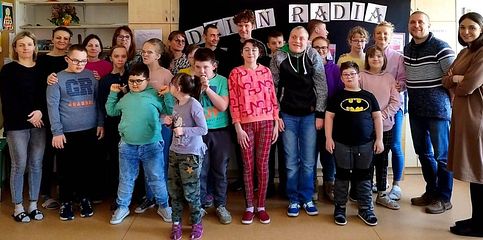 Światowy Dzień Radia w Zespole Placówek Specjalnych w Praszce