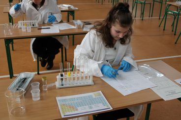 XII Międzypowiatowy Konkurs Biologiczno-Chemiczny „Biochemik Roku 2023” w Kraszkowicach