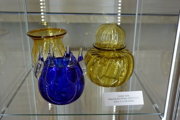 Feeria barw i mnogość kształtów na nowej wystawie w Muzeum w Praszce