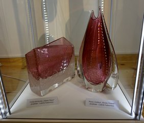 Feeria barw i mnogość kształtów na nowej wystawie w Muzeum w Praszce