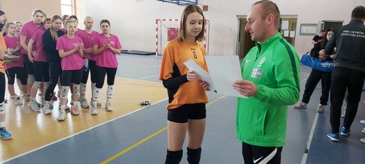 Siatkarska Licealiada. Za nami wojewódzkie półfinały z udziałem wieluńskich zespołów