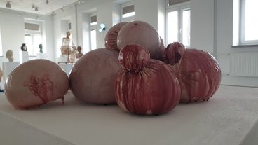 Ciekawa wystawa w Liceum Plastycznym w Zduńskiej Woli. Przyszli artyści powinni ją zobaczyć
