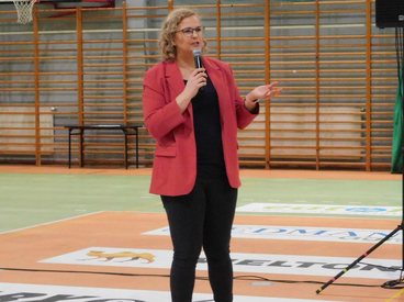 Otylia Jędrzejczak spotkała się z młodzieżą z gminy Wieluń