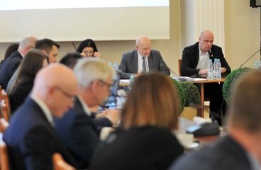 Dziś obraduje Rada Powiatu w Wieluniu