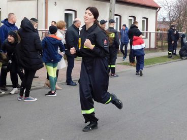 Ponad 200 osób wystartowało na 5 km w Dąbrowie