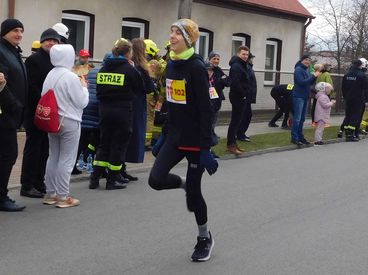 Ponad 200 osób wystartowało na 5 km w Dąbrowie