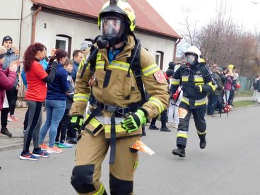 Ponad 200 osób wystartowało na 5 km w Dąbrowie