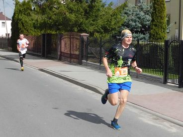 Ponad 200 osób wystartowało na 5 km w Dąbrowie