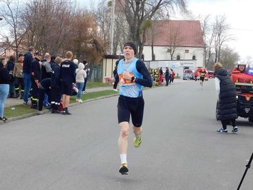 Ponad 200 osób wystartowało na 5 km w Dąbrowie