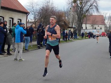 Ponad 200 osób wystartowało na 5 km w Dąbrowie