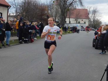 Ponad 200 osób wystartowało na 5 km w Dąbrowie