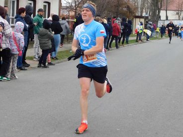 Ponad 200 osób wystartowało na 5 km w Dąbrowie