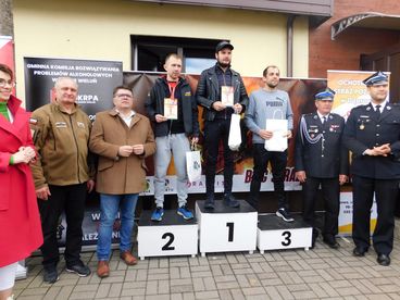 Ponad 200 osób wystartowało na 5 km w Dąbrowie