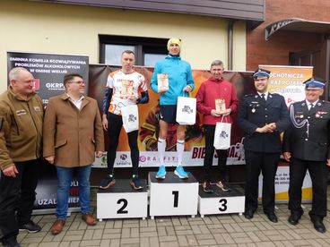 Ponad 200 osób wystartowało na 5 km w Dąbrowie