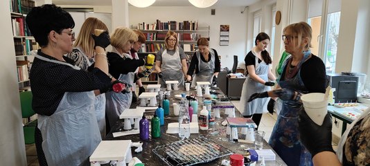 W powiatowej bibliotece trwają warsztaty realizowane w ramach projektu „Biblioteka nie wyklucza”