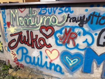 Kolejny mural, tym razem na dziedzińcu Biblioteki Powiatowej w Wieluniu