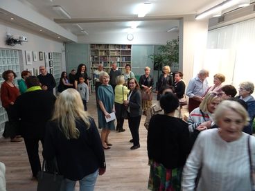 Finisaż obrazów Marii Wolniewicz w wieluńskiej bibliotece
