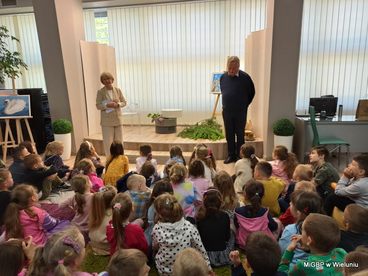 Spotkanie z Wacławem Witkowskim w wieluńskiej bibliotece