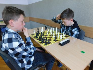 W Wieluniu odbył się turniej w ramach projektu „Łódzkie gra w szachy”