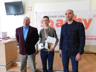 W Wieluniu odbył się turniej w ramach projektu „Łódzkie gra w szachy”