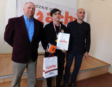 W Wieluniu odbył się turniej w ramach projektu „Łódzkie gra w szachy”