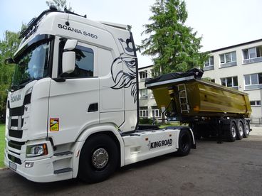 Wieluń: Trwa III Forum Transportowe w Zespole Szkół nr 2 im. Jana Długosza