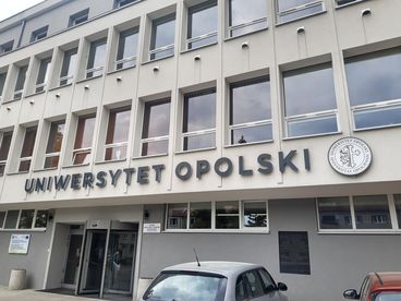 Uczniowie z wieruszowskiego liceum z wizytą w siedzibie Uniwersytetu Opolskiego
