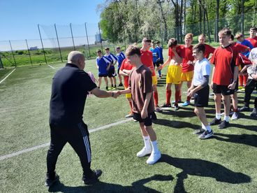 Szkoły z Białej i Kraszkowic najlepsze w piłce nożnej