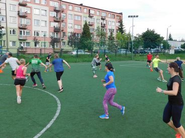 Rozbiegaj się (w) Wieluniu. Za biegaczami trening na orliku