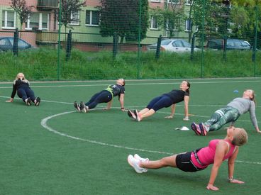 Rozbiegaj się (w) Wieluniu. Za biegaczami trening na orliku