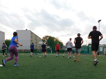 Rozbiegaj się (w) Wieluniu. Za biegaczami trening na orliku