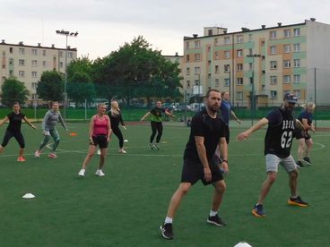Rozbiegaj się (w) Wieluniu. Za biegaczami trening na orliku
