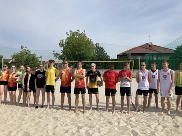 Wieluńskie licea wygrywają mistrzostwa w siatkówce plażowej