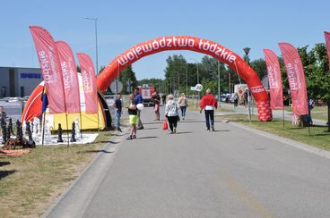 Piknik Województwa Łódzkiego Rozpoczęcie Lata – Letnia Scena Disco w Ostrwie Warckim za nami – mnóstwo atrakcji i sportowych emocji