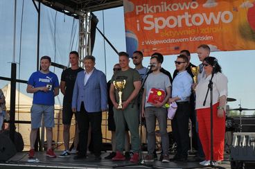 Piknik Województwa Łódzkiego Rozpoczęcie Lata – Letnia Scena Disco w Ostrwie Warckim za nami – mnóstwo atrakcji i sportowych emocji