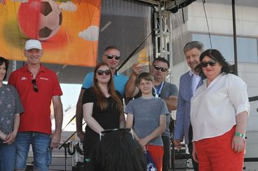 Piknik Województwa Łódzkiego Rozpoczęcie Lata – Letnia Scena Disco w Ostrwie Warckim za nami – mnóstwo atrakcji i sportowych emocji