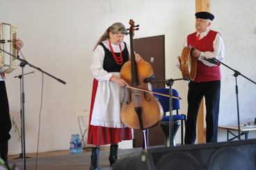 Powiatowy Przegląd Folkloru Ziemi Wieluńskiej im. Marka Dery w Osjakowie za nami