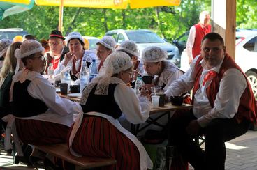 Powiatowy Przegląd Folkloru Ziemi Wieluńskiej im. Marka Dery w Osjakowie za nami