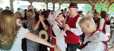Powiatowy Przegląd Folkloru Ziemi Wieluńskiej im. Marka Dery w Osjakowie za nami