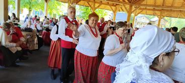 Powiatowy Przegląd Folkloru Ziemi Wieluńskiej im. Marka Dery w Osjakowie za nami
