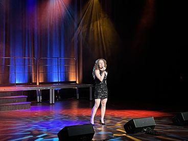 Studio Piosenki Metro w Wieluniu zaprosiło na koncert do kina Syrena