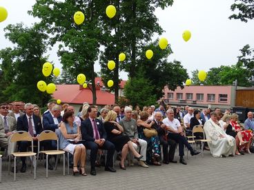 Specjalny Ośrodek Szkolno Wychowawczy w Działoszynie od wczoraj nosi dumne imię Kawalerów Orderu Uśmiechu