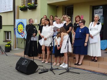 Specjalny Ośrodek Szkolno Wychowawczy w Działoszynie od wczoraj nosi dumne imię Kawalerów Orderu Uśmiechu