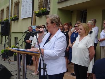Specjalny Ośrodek Szkolno Wychowawczy w Działoszynie od wczoraj nosi dumne imię Kawalerów Orderu Uśmiechu