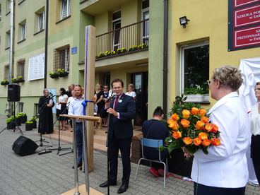 Specjalny Ośrodek Szkolno Wychowawczy w Działoszynie od wczoraj nosi dumne imię Kawalerów Orderu Uśmiechu