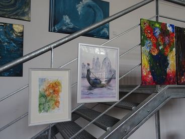 Wernisaż prac uczestników pracowni na Dworcu Kulturalnym Wieluń – Dąbrowa 