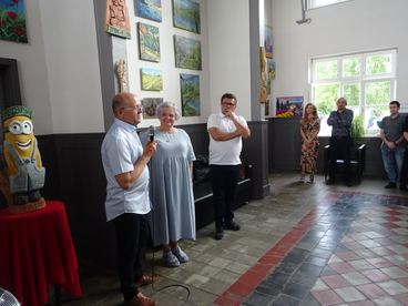 Wernisaż prac uczestników pracowni na Dworcu Kulturalnym Wieluń – Dąbrowa 